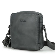 Mochila em Couro Genuino - Contacts Premium